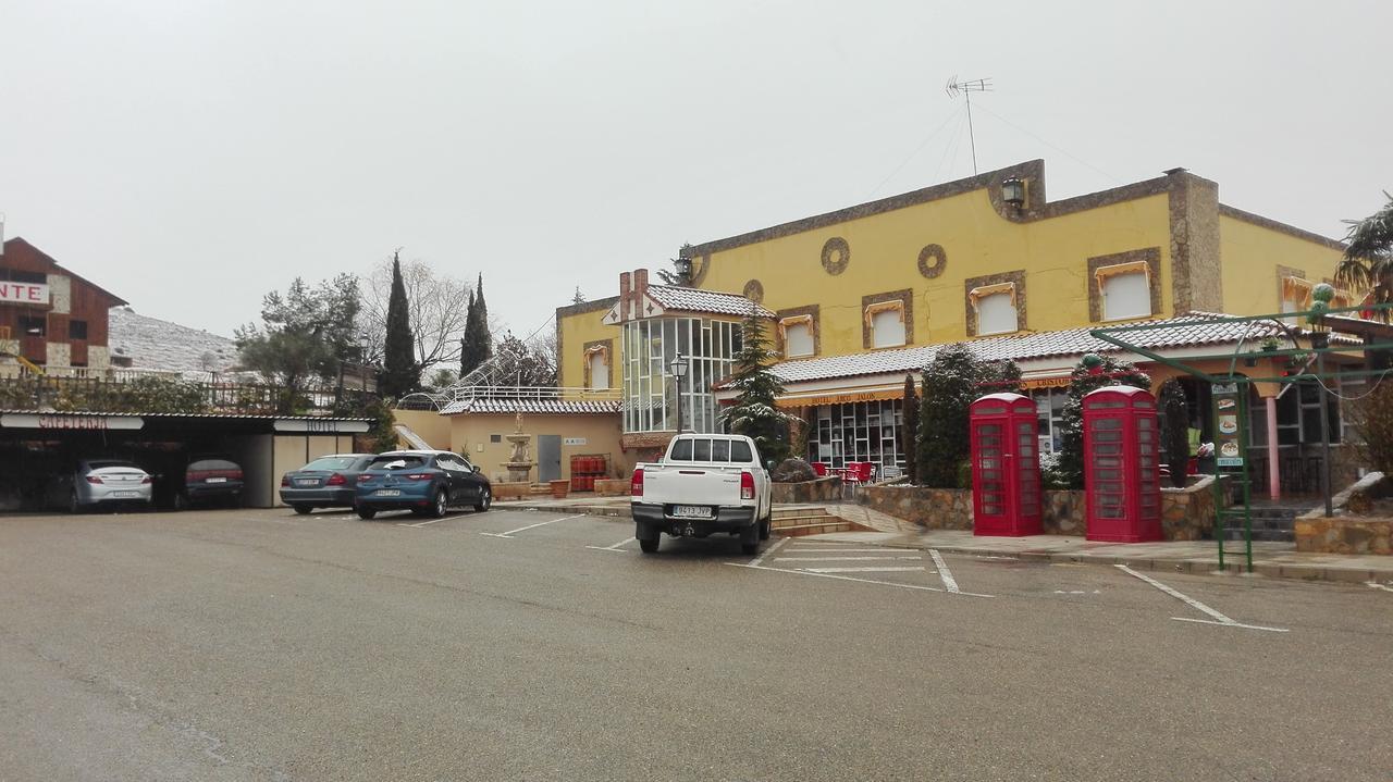 Hotel Arcojalon à Arcos de Jalón Extérieur photo